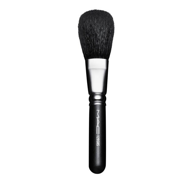 cheap blush brush